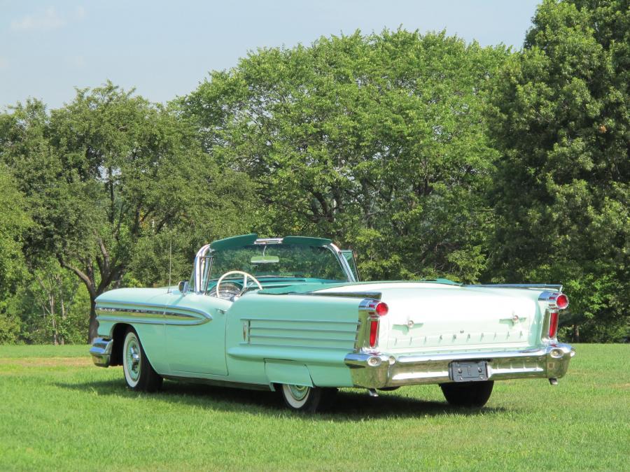  Oldsmobile 98 Convertible 1958 года  (фото 2 из 10)